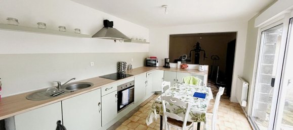 6 Schlafzimmer Haus in Saint-Sauveur, France, Nr. 44412 4