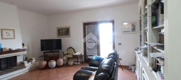 4 bedrooms Villa in Torricella in Sabina, Italy No. 82274 6