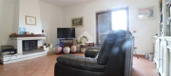 4 bedrooms Villa in Torricella in Sabina, Italy No. 82274 9
