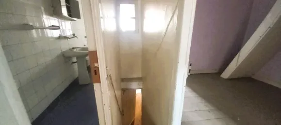 193m² Building in Lisbon, Portugal No. 102625 9