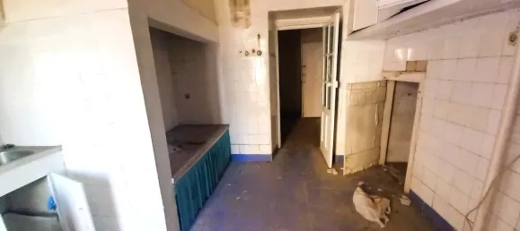 193m² Building in Lisbon, Portugal No. 102625 27