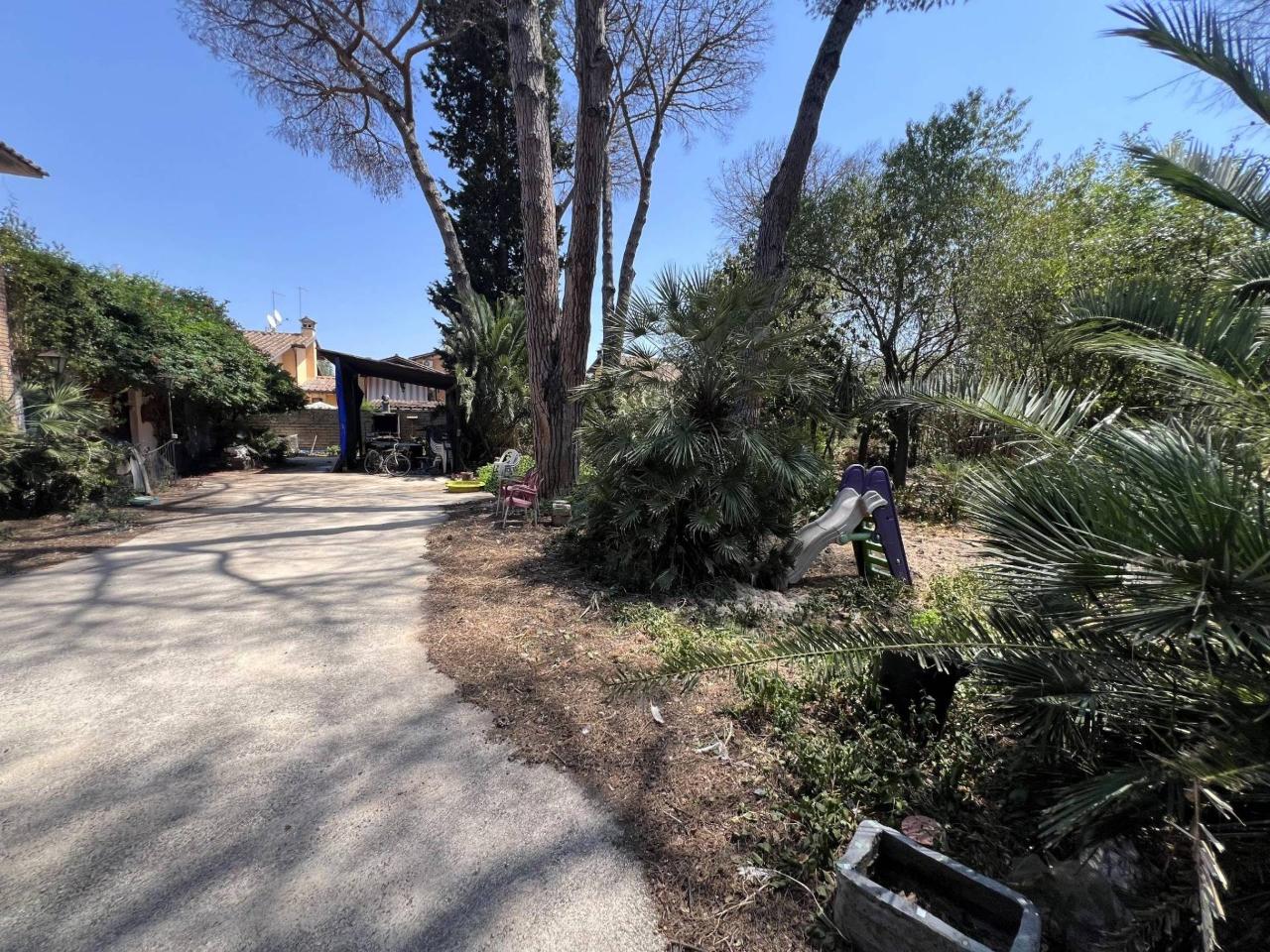 1680m² Land in Rome, Italy No. 88865