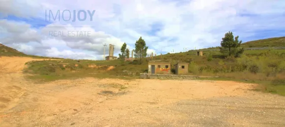 قطعة أرض في Monchique, Portugal رقم 83212 9