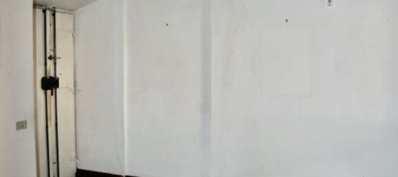 Büro in Prato, Italy 75m², Nr. 141139 14