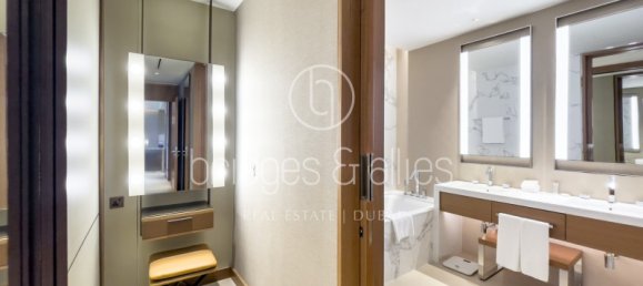 Квартира с 3 спальнями в Даунтаун Дубай (Даунтаун Бурдж Дубай), ОАЭ № 114198 15