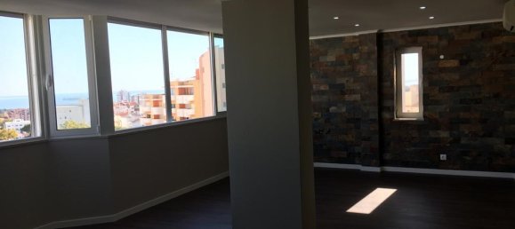 4 bedrooms Apartment in Cascais, Portugal No. 119829 3