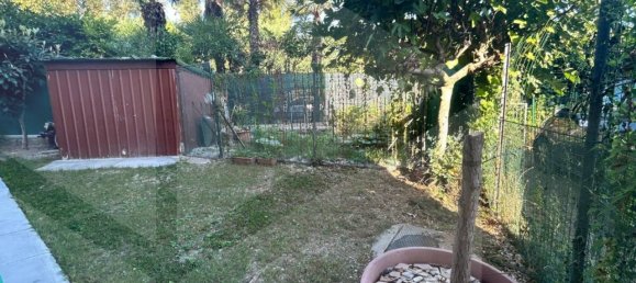 Apartamento de 4 habitaciónes en Modena, Italy No. 26206 27