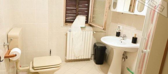 Дом с 6 комнатами в Баньоло Пьемонте, Италия № 162222 35