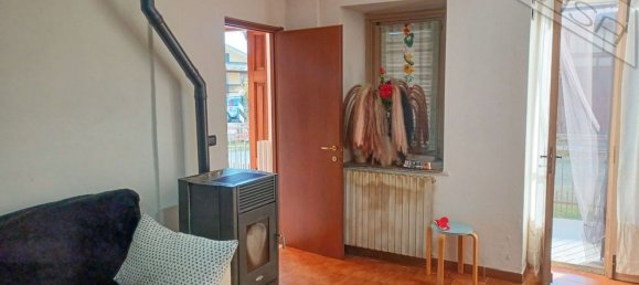 Дом с 6 комнатами в Баньоло Пьемонте, Италия № 162222 14