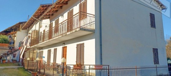 Дом с 6 комнатами в Баньоло Пьемонте, Италия № 162222 2