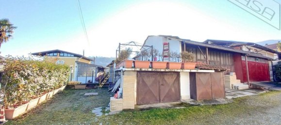 Дом с 6 комнатами в Баньоло Пьемонте, Италия № 162222 8