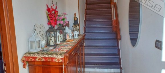 Дом с 6 комнатами в Баньоло Пьемонте, Италия № 162222 10