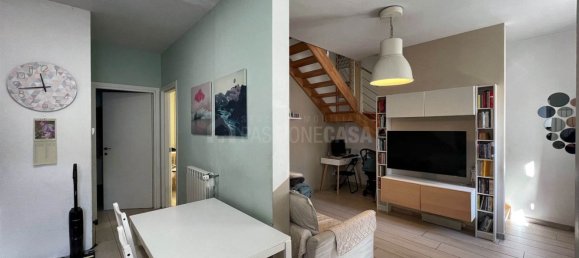 4 rooms House in Prato, Italy No. 88082 9