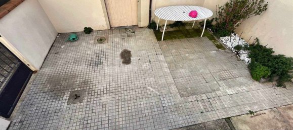 4 rooms House in Prato, Italy No. 88082 16