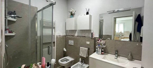 4 rooms House in Prato, Italy No. 88082 14