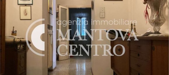 3-salle Appartement à Mantua, Italy No. 246893 4