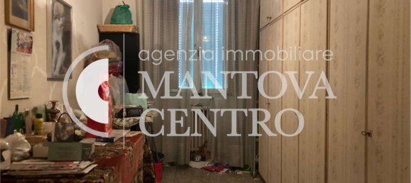 3-salle Appartement à Mantua, Italy No. 246893 5