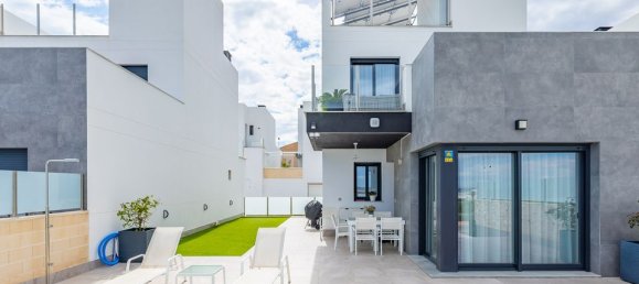 3 bedrooms Villa in Torrevieja, Spain No. 183524 57