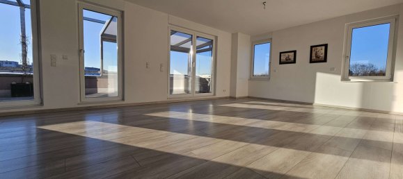 3 chambres Penthouse à Offenbach, Germany No. 229524 4