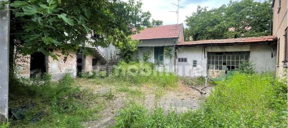 Terreno em Garbagnate Milanese, Italy 300 m² N.º 264194 7