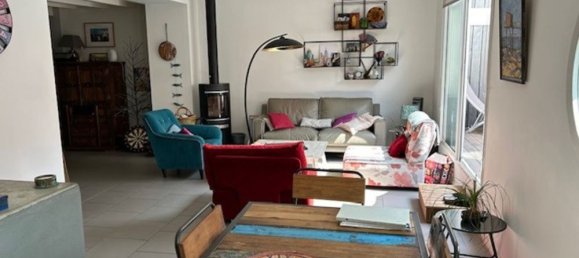 Casa de 3 dormitorios en La Rochelle, France No. 287182 3