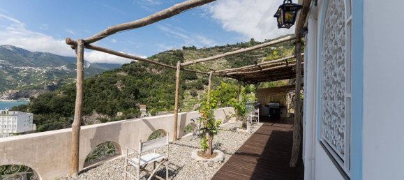 4 Schlafzimmer Villa in Maiori, Italy, Nr. 114760 3