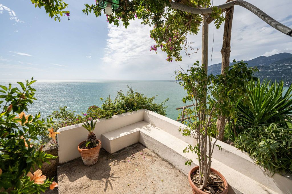 4 Schlafzimmer Villa in Maiori, Italy, Nr. 114760