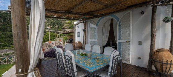 4 Schlafzimmer Villa in Maiori, Italy, Nr. 114760 2