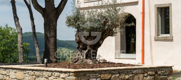 5 bedrooms Villa in Lisciano Niccone, Italy No. 288067 3