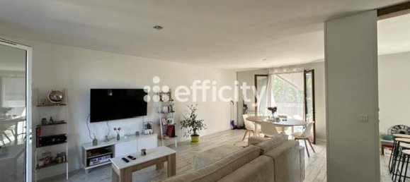 4 bedrooms House in Saint-Sulpice-le-Gueretois, France No. 337146 2