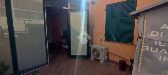 5 rooms Apartment in Genoa, Italy No. 35310 6