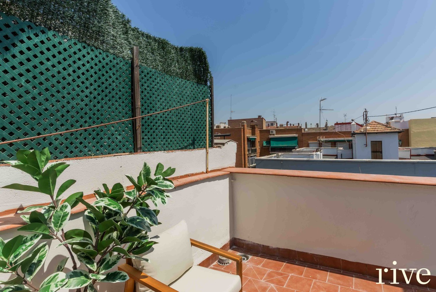 1 bedroom Penthouse in Madrid, Spain No. 148529