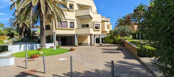 2غرفة شقة في Santa Marinella, Italy رقم 270270 2