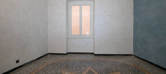 4 bedrooms Apartment in Genoa, Italy No. 373215 5