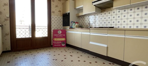 2 Schlafzimmer Wohnung in Chateauroux, France, Nr. 213133 3