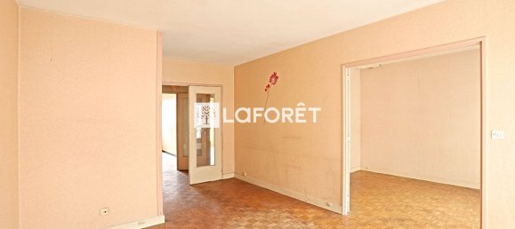 2 chambres Appartement à Paris, France No. 170747 4