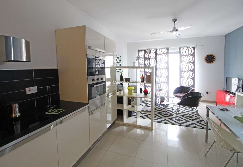Apartamento T2 em Sliema, Malta N.º 6821