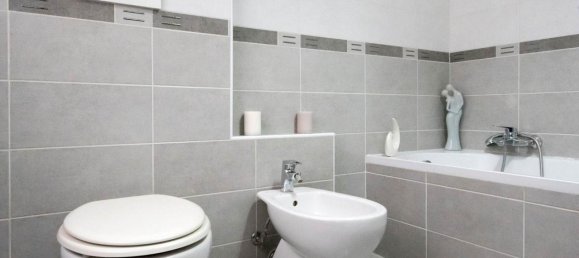 Квартира с 3 комнатами в Чампино, Италия № 65039 20