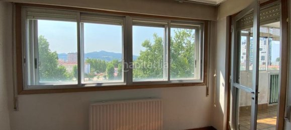 4 bedrooms Apartment in Vigo, Spain No. 142911 5
