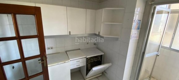 4 bedrooms Apartment in Vigo, Spain No. 142911 8