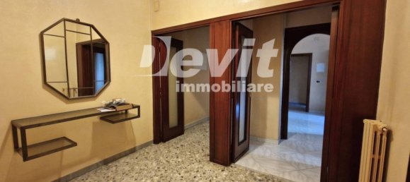 3 bedrooms Apartment in Portici, Italy No. 320416 10