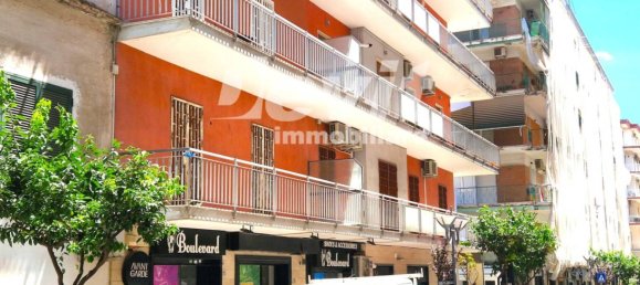 3 bedrooms Apartment in Portici, Italy No. 320416 2