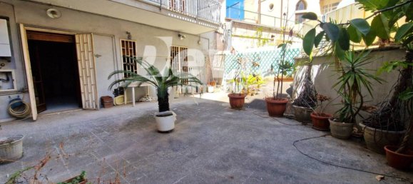 3 bedrooms Apartment in Portici, Italy No. 320416 9