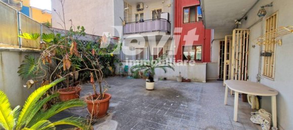 3 bedrooms Apartment in Portici, Italy No. 320416 7