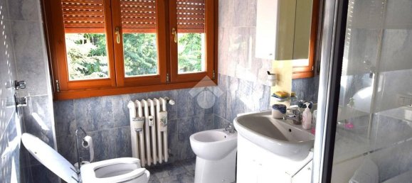 Квартира с 3 спальнями в Кассина де Пекки, Италия № 60878 22