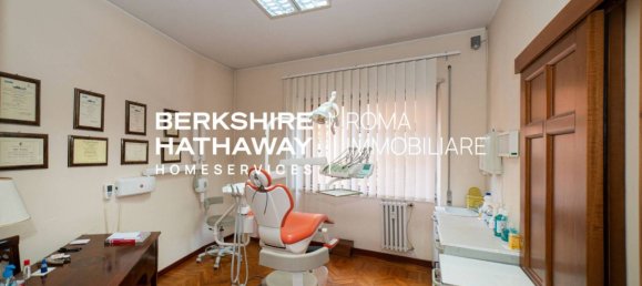 2 bedrooms Apartment in Rome, Italy No. 44729 11