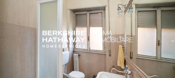 2 bedrooms Apartment in Rome, Italy No. 44729 12