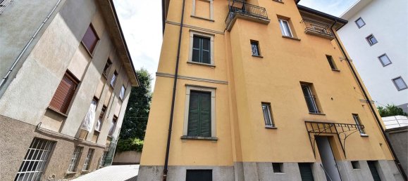 Квартира с 1 спальней в Комо, Италия № 319622 4