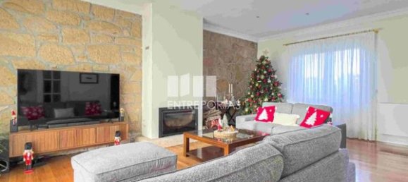 5 bedrooms House in Viana do Castelo, Portugal No. 143004 7