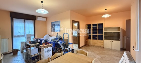 2 bedrooms Apartment in Rozzano, Italy No. 312594 9